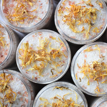 Load image into Gallery viewer, Bath Soak Salts - 2 Scents