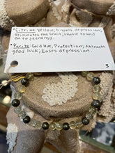 Load image into Gallery viewer, Beaded Jewlery - Ihana Creations
