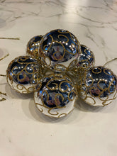 Load image into Gallery viewer, Christmas Ornament Tree Pick
