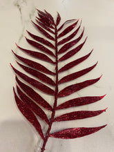Load image into Gallery viewer, Glitter Fern Pick
