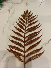 Load image into Gallery viewer, Glitter Fern Pick
