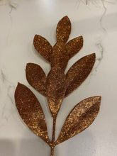 Load image into Gallery viewer, Glitter Oval Leaf Spray
