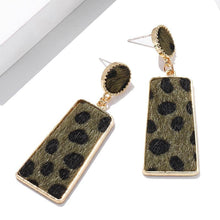 Load image into Gallery viewer, Leopard Earrings
