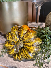 Load image into Gallery viewer, Gourds - Plastic
