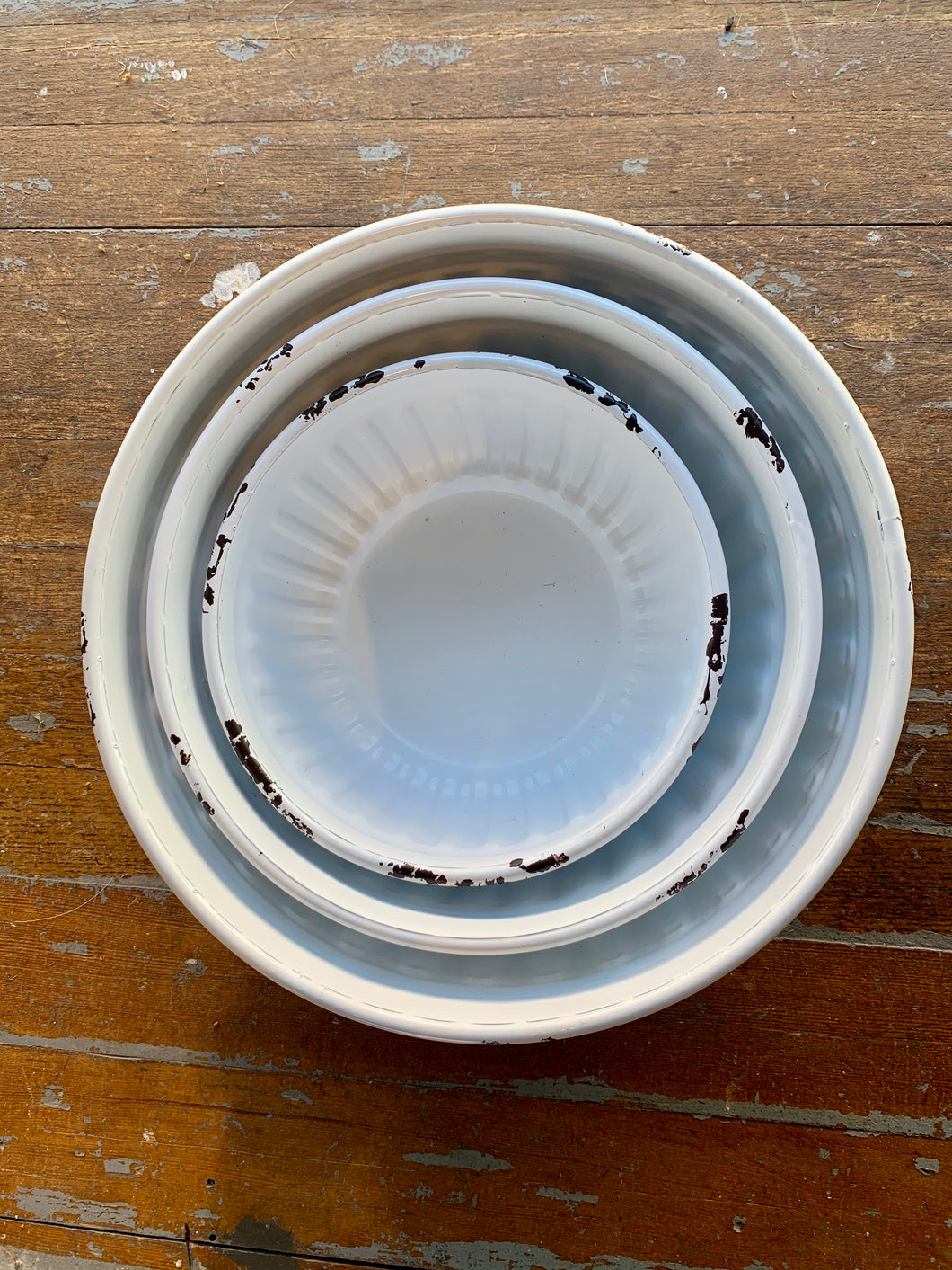 White Metal Bowls - GoldenLadderInteriors