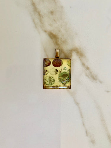 Single Eggs with Egg Nest Pendent - GoldenLadderInteriors
